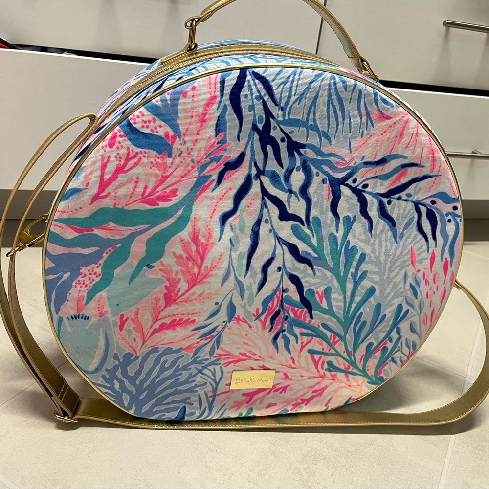 Lilly Pulitzer carry on luggage